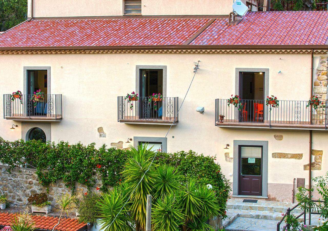 B&B Loreto Sant'Angelo di Brolo Exterior photo
